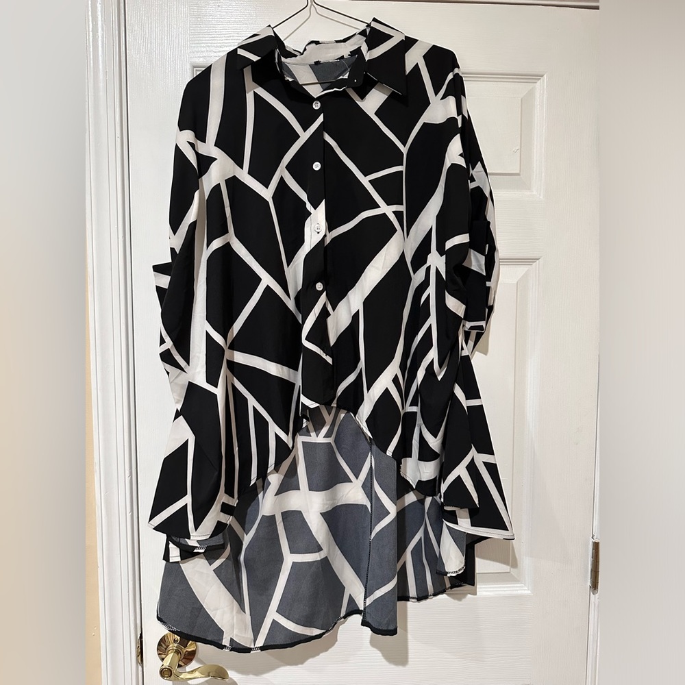 Black and White oversized high-low top